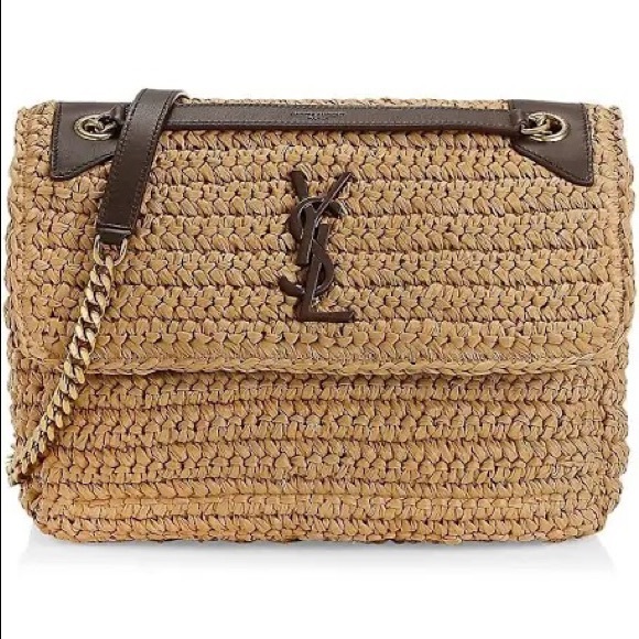 Sold! Sold!📍 - Picture 4 of 12